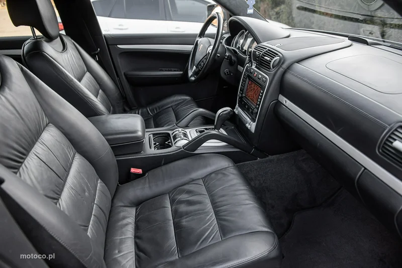 Porsche Cayenne 9PA Cayenne Turbo 10