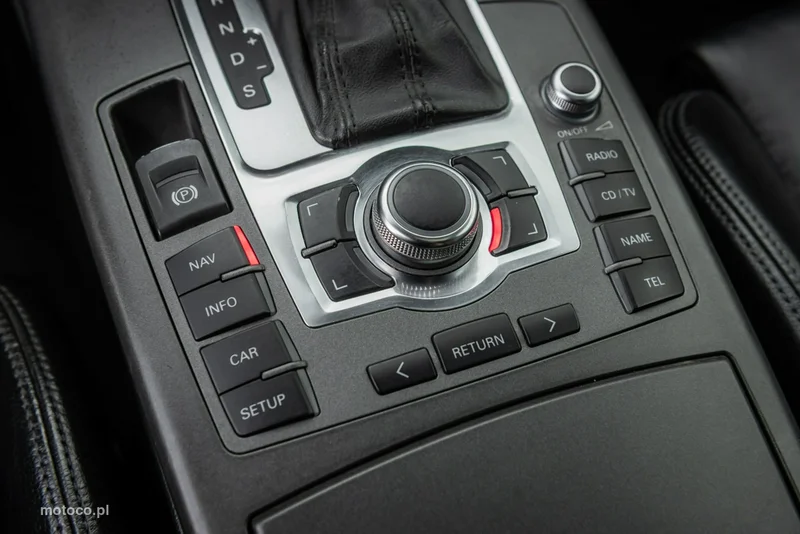 Audi A6 C6 25