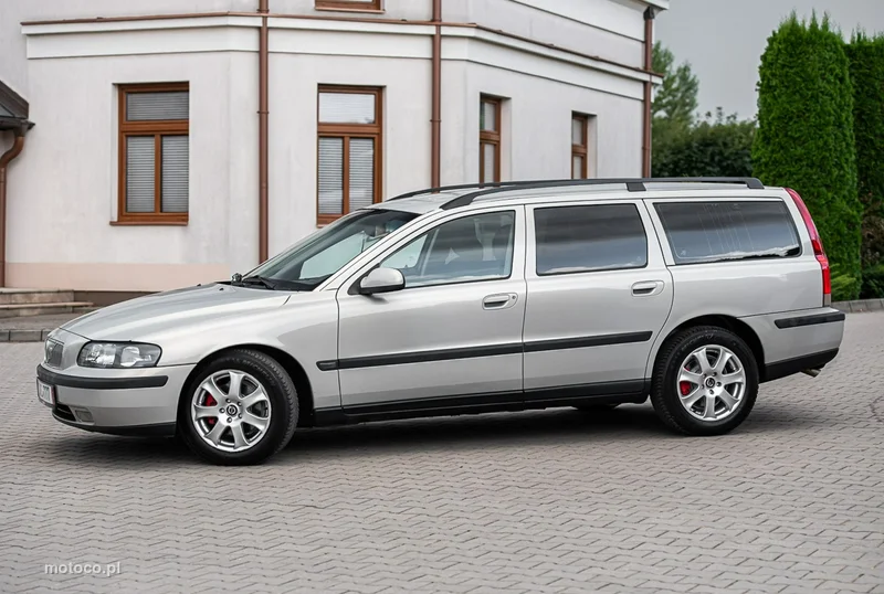 Volvo V70 12