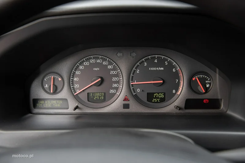 Volvo V70 26