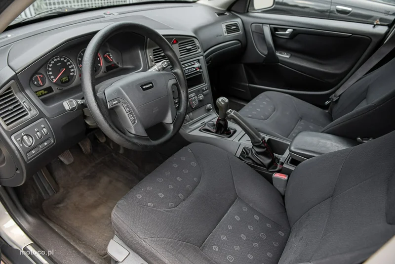 Volvo V70 6