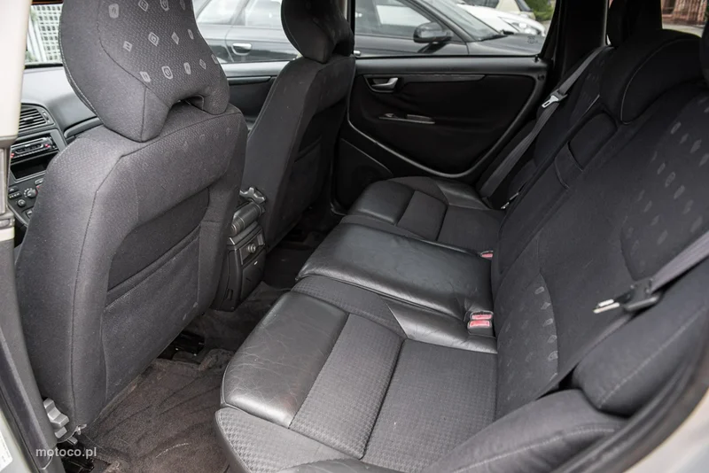 Volvo V70 7