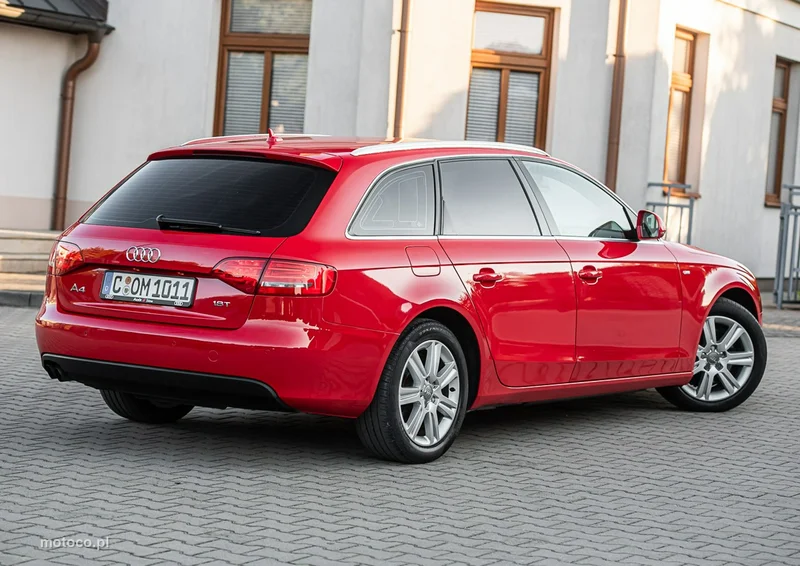 Audi A4 B8 16