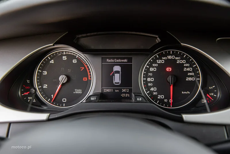 Audi A4 B8 30