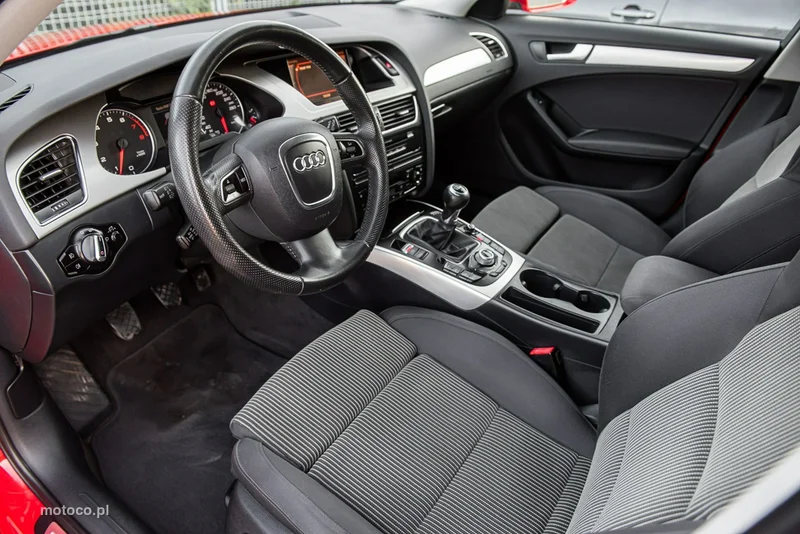 Audi A4 B8 6