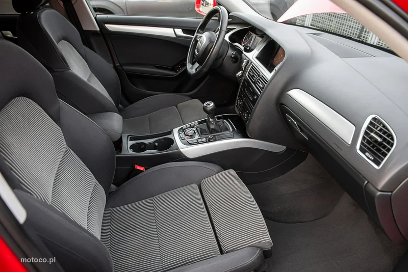 Audi A4 B8 9