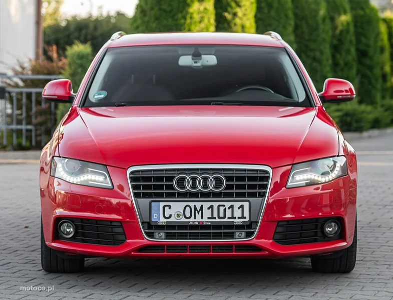 Audi A4 B8 10