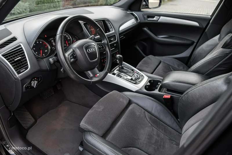 Audi Q5 8R 6