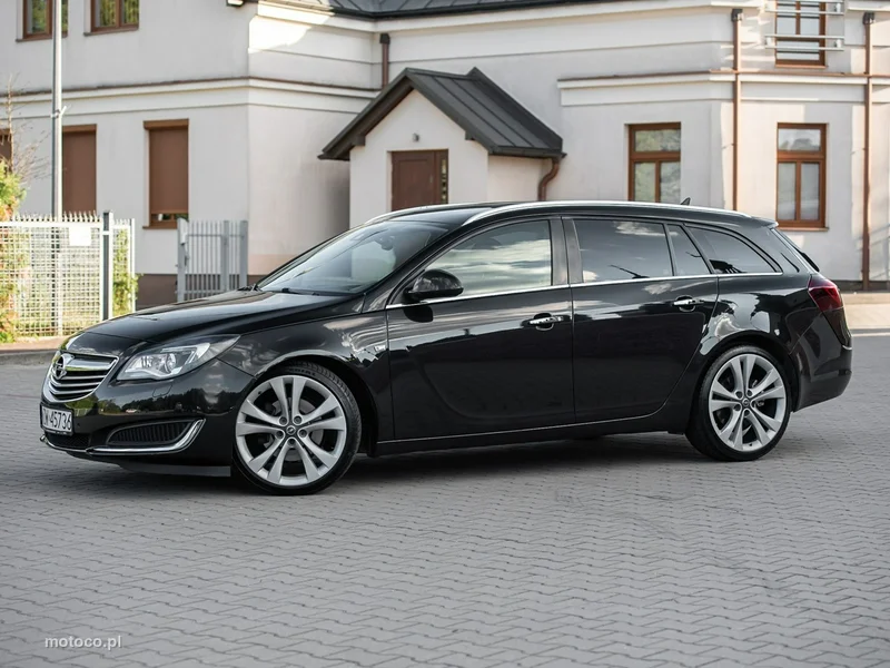 Opel Insignia A 12