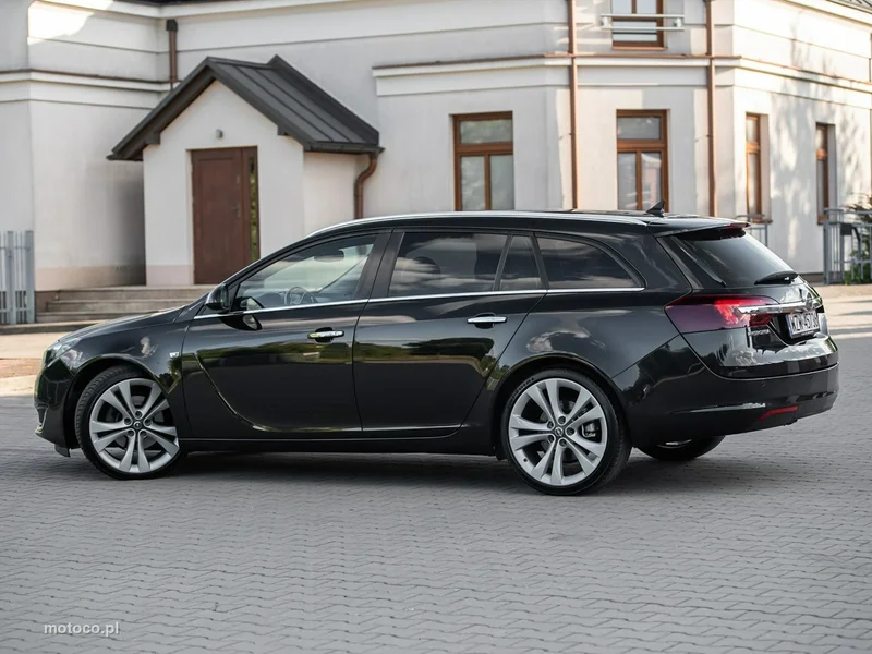 Opel Insignia A 13