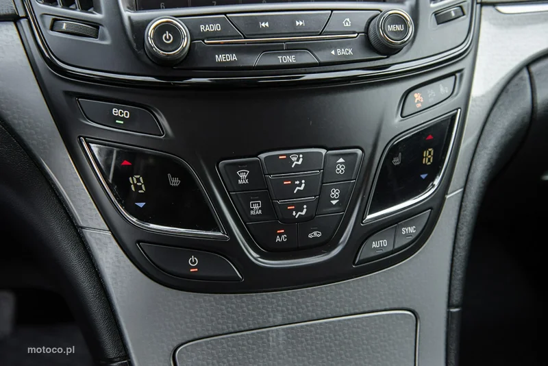Opel Insignia A 22