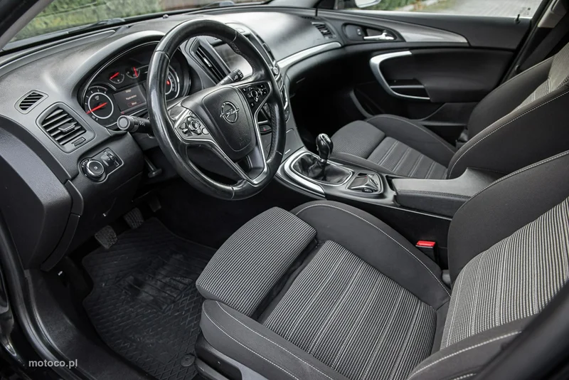 Opel Insignia A 6