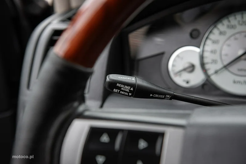 Chrysler 300C 27