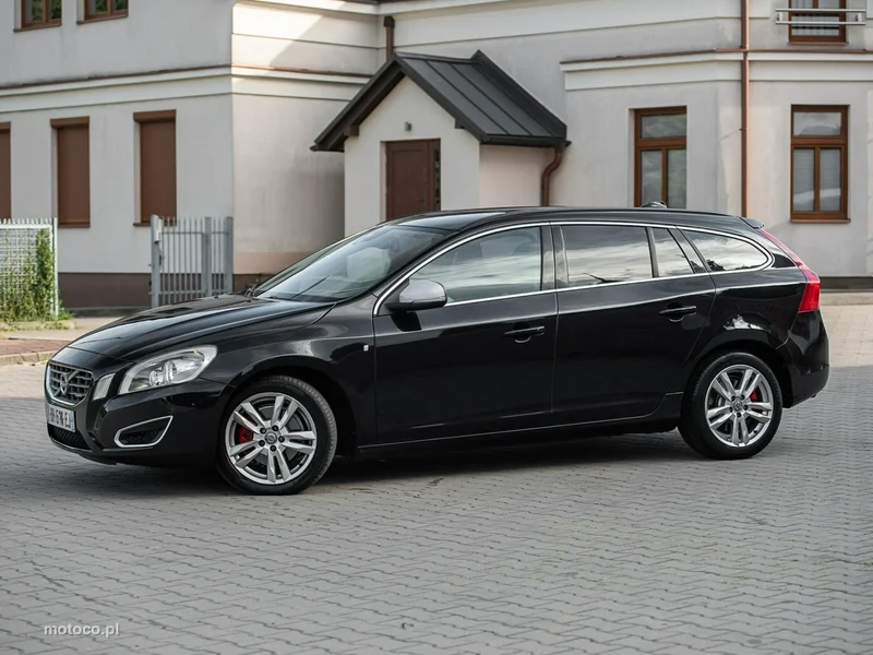Volvo V60 12