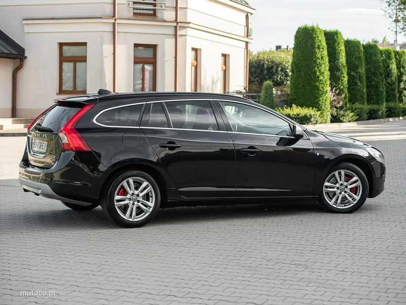 Volvo V60 17