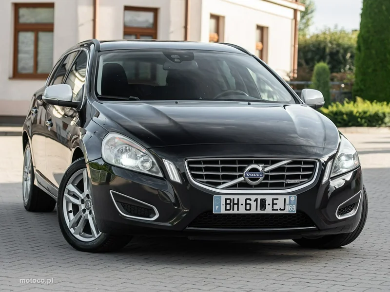 Volvo V60 4