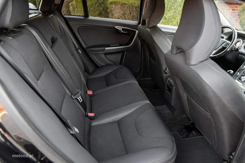 Volvo V60 8