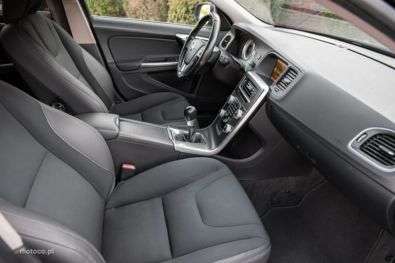 Volvo V60 9