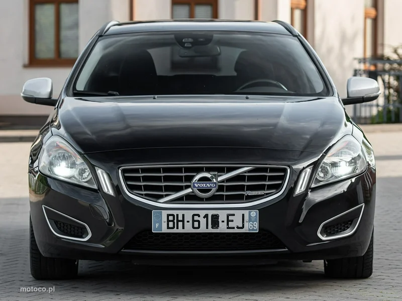 Volvo V60 10