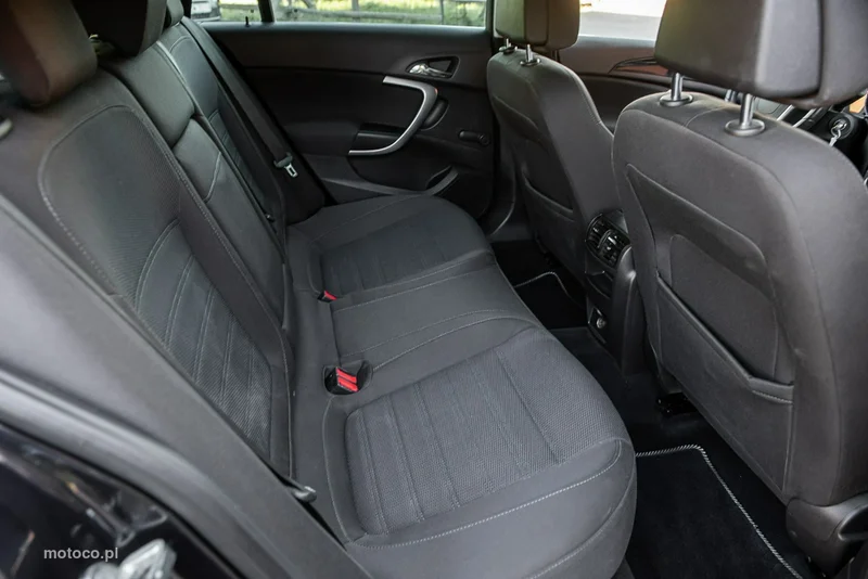 Opel Insignia A 8