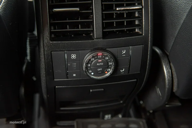 Mercedes-Benz ML W164 ML 420 22