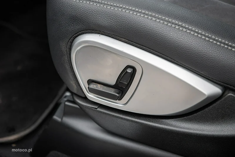 Mercedes-Benz ML W164 ML 420 23