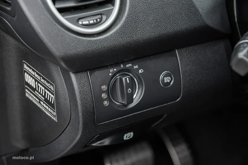 Mercedes-Benz ML W164 ML 420 24