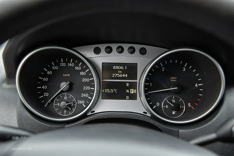 Mercedes-Benz ML W164 ML 420 31