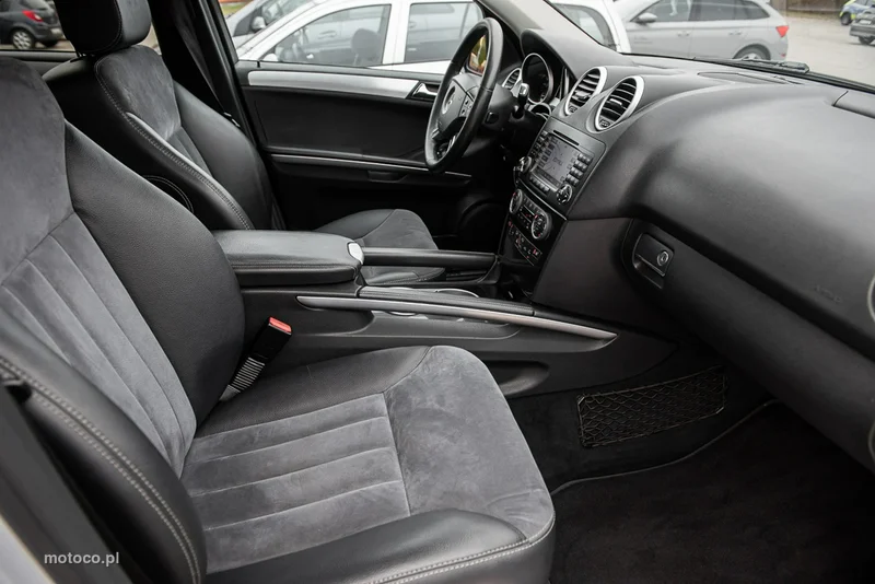Mercedes-Benz ML W164 ML 420 9