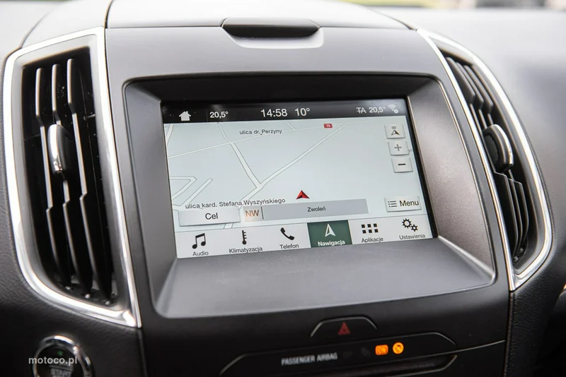 Ford S-Max II 20
