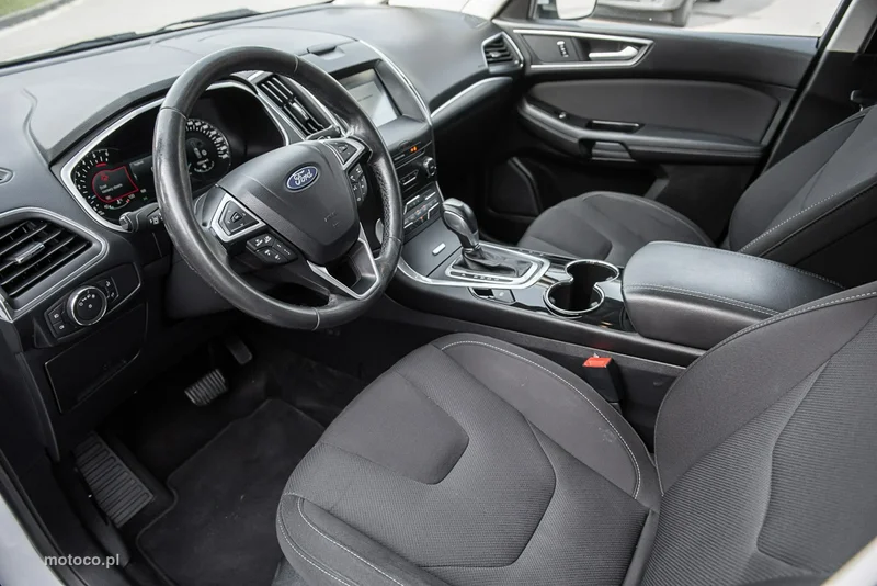 Ford S-Max II 6