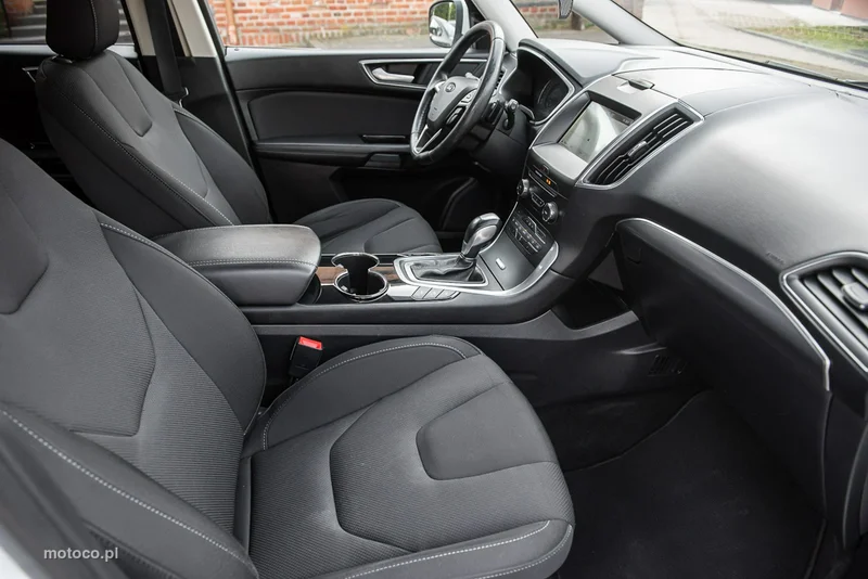 Ford S-Max II 9