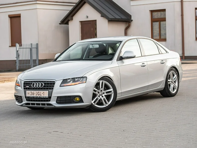 Audi A4 B8 11