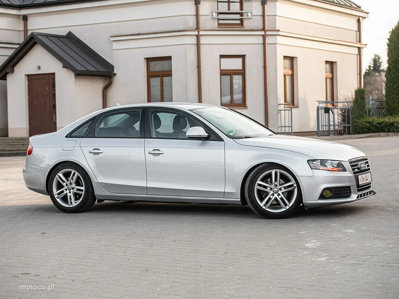Audi A4 B8 18