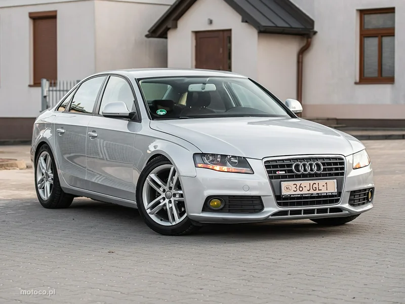 Audi A4 B8 19