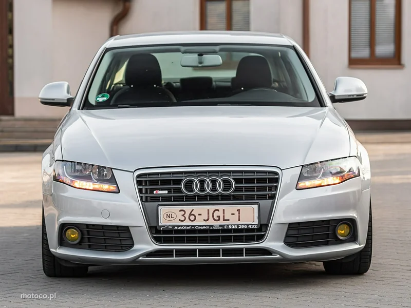 Audi A4 B8 10