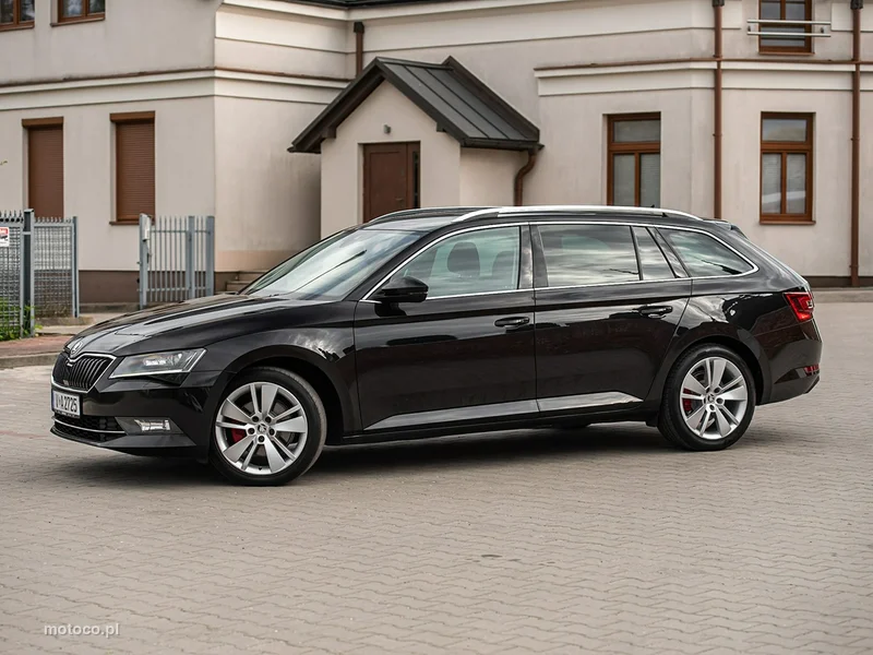 Skoda Superb III 12