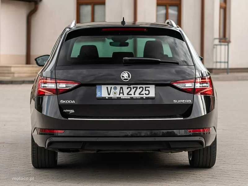 Skoda Superb III 15