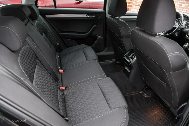 Skoda Superb III 8