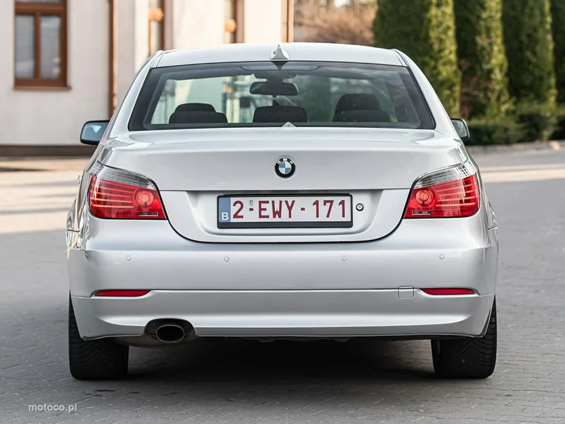 BMW Seria 5 E60 520 16