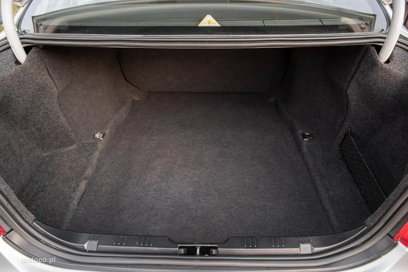 BMW Seria 5 E60 520 25