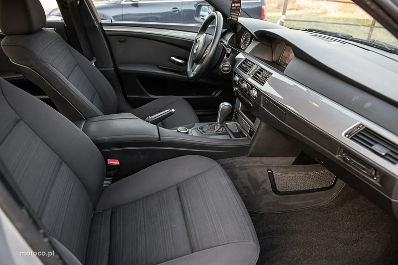BMW Seria 5 E60 520 10