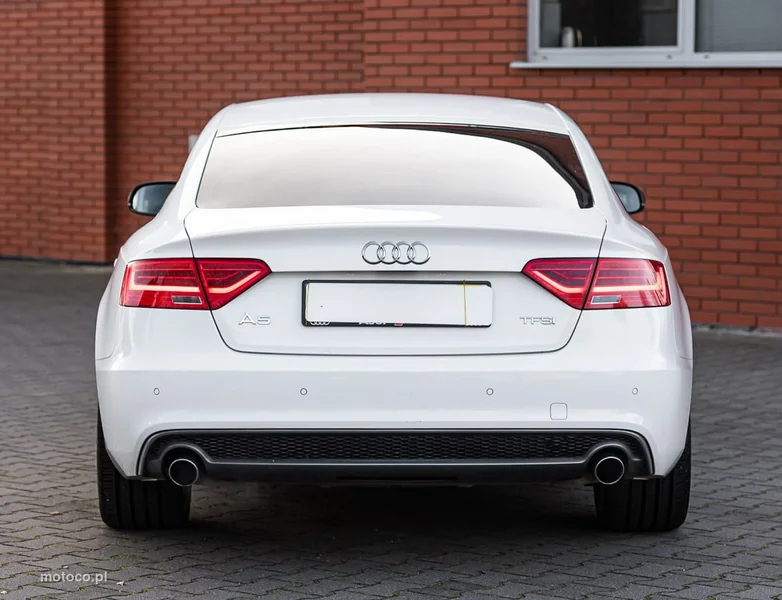 Audi A5 8T 15