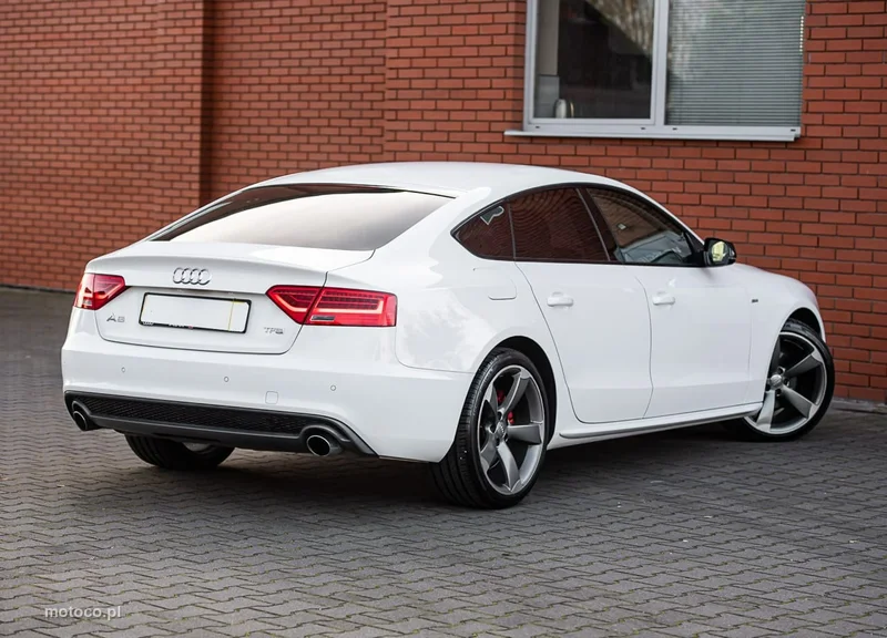 Audi A5 8T 16