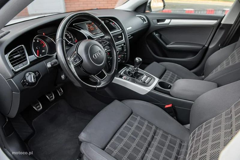 Audi A5 8T 6