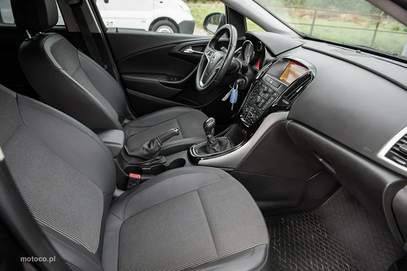 Opel Astra Sports Tourer 9