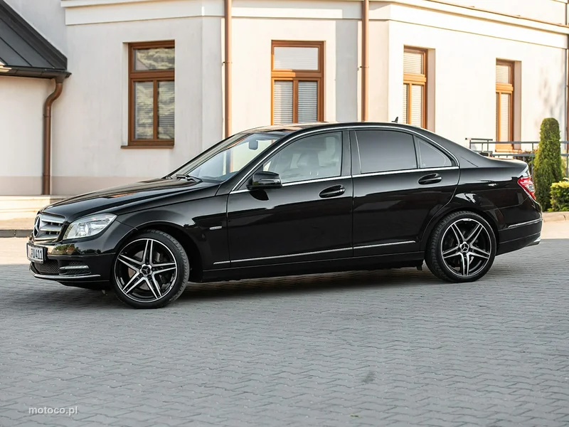 Mercedes-Benz Klasa C W204 C 350 12