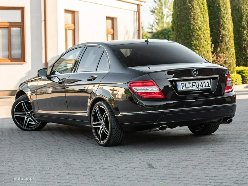Mercedes-Benz Klasa C W204 C 350 14