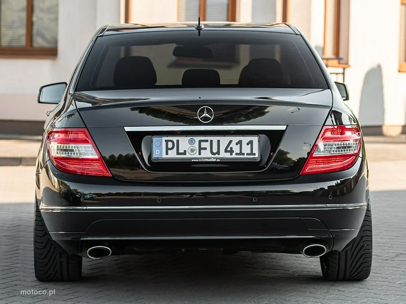 Mercedes-Benz Klasa C W204 C 350 15