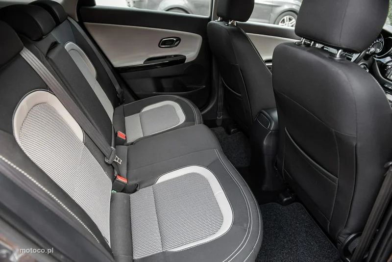 Kia Cee'd 8